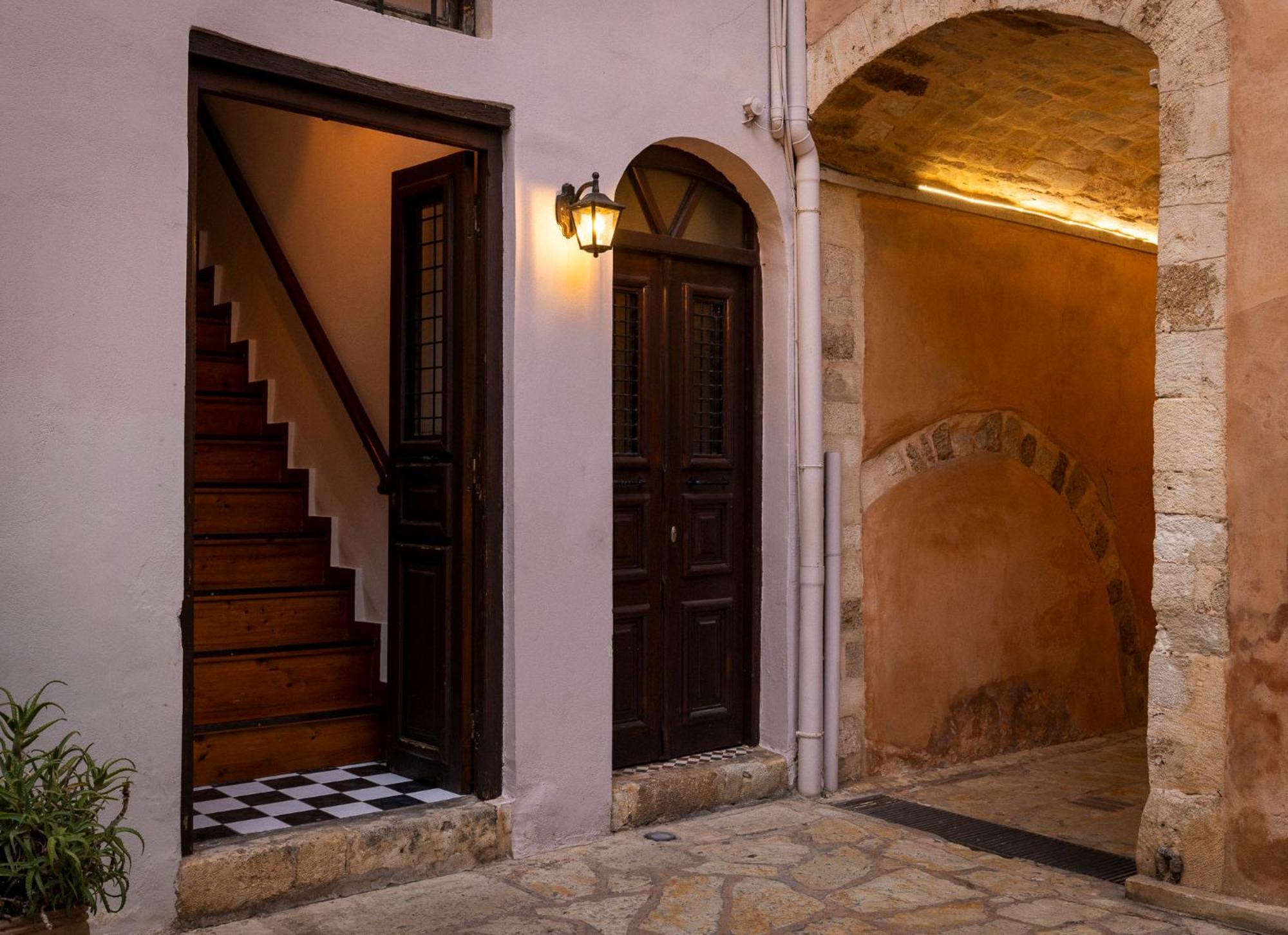 Sundial Lodge Hanya Dış mekan fotoğraf